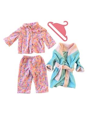 Vintage Y2K 18” Doll Clothes Pajama Set Robe Battat Hanger Lot
